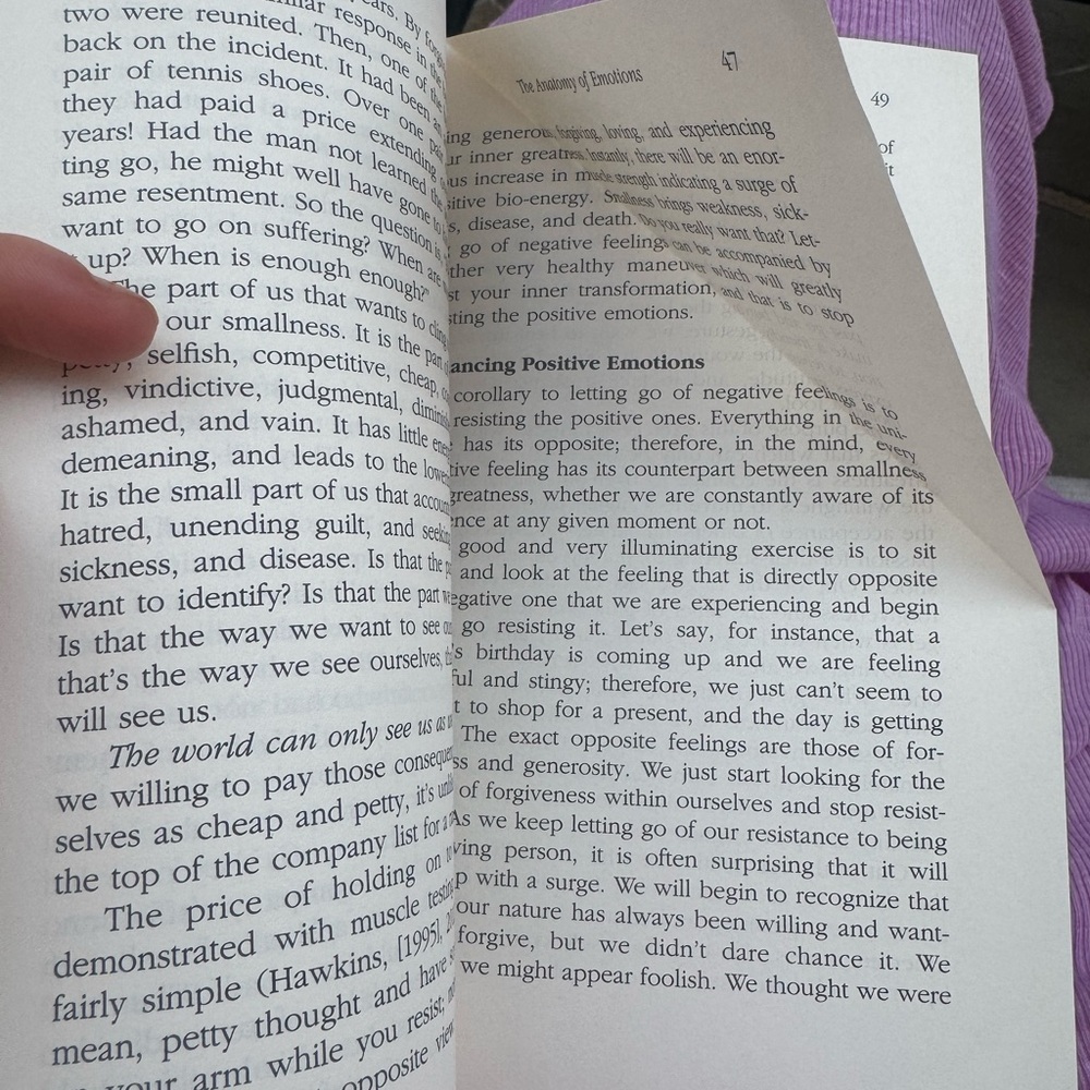 Letting Go: The Pathway of Surrender, book by David Hawkins - Picture 2 of 7